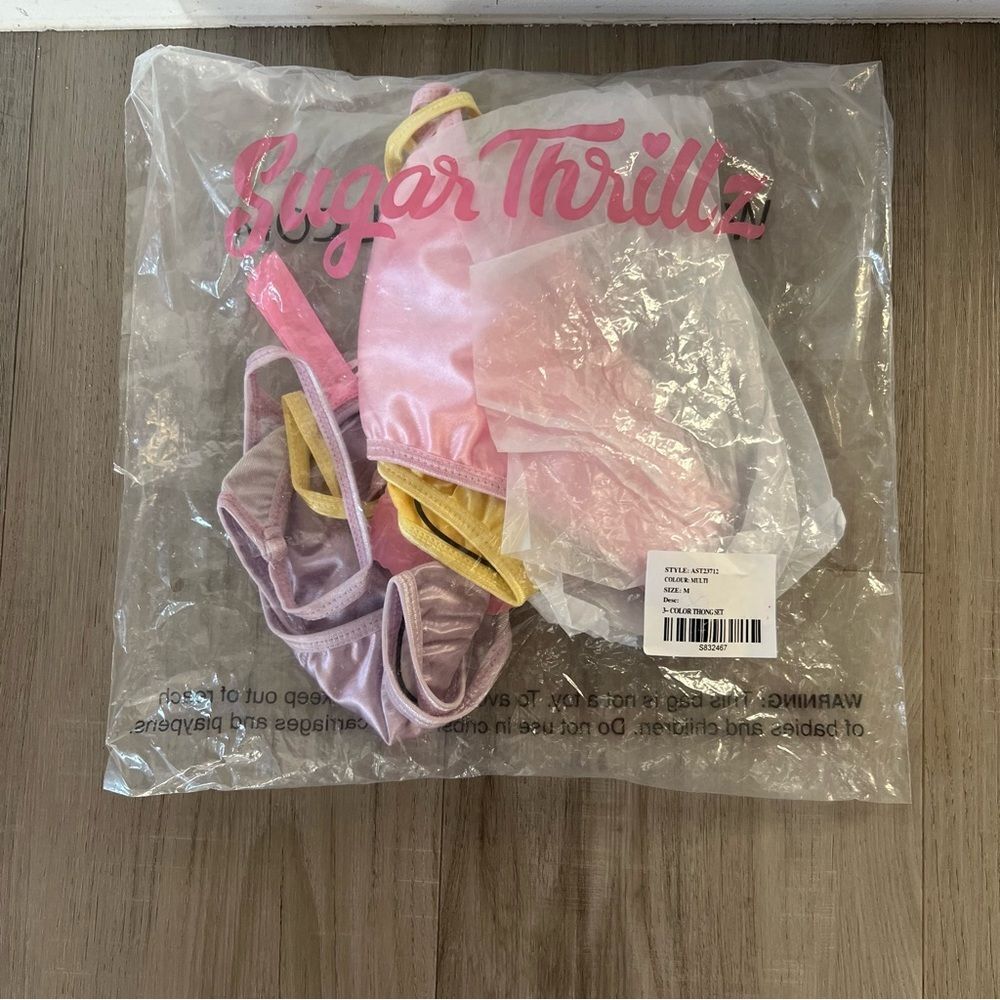NWT Sugar Thrillz Dolls Kill Obey Me set of embroidered panties. Size Small - Picture 10 of 10